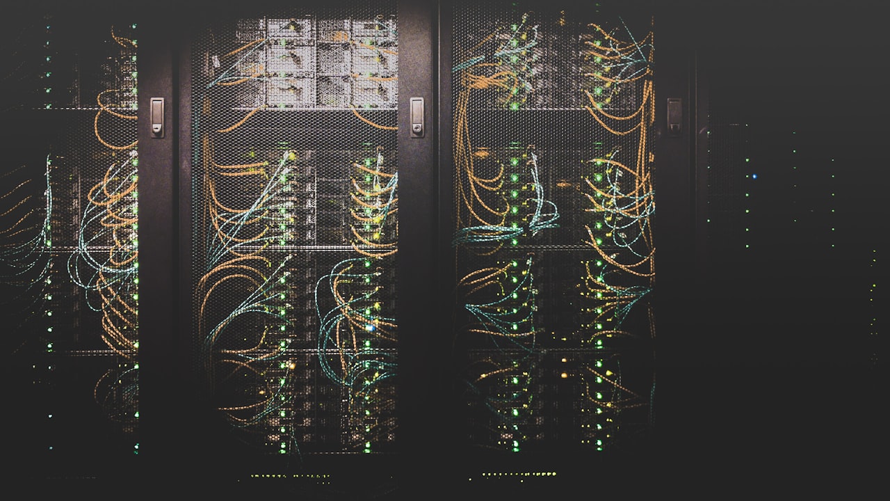 Server Room Cooling in Summer: Why Outages Happen and How to Prevent Them
